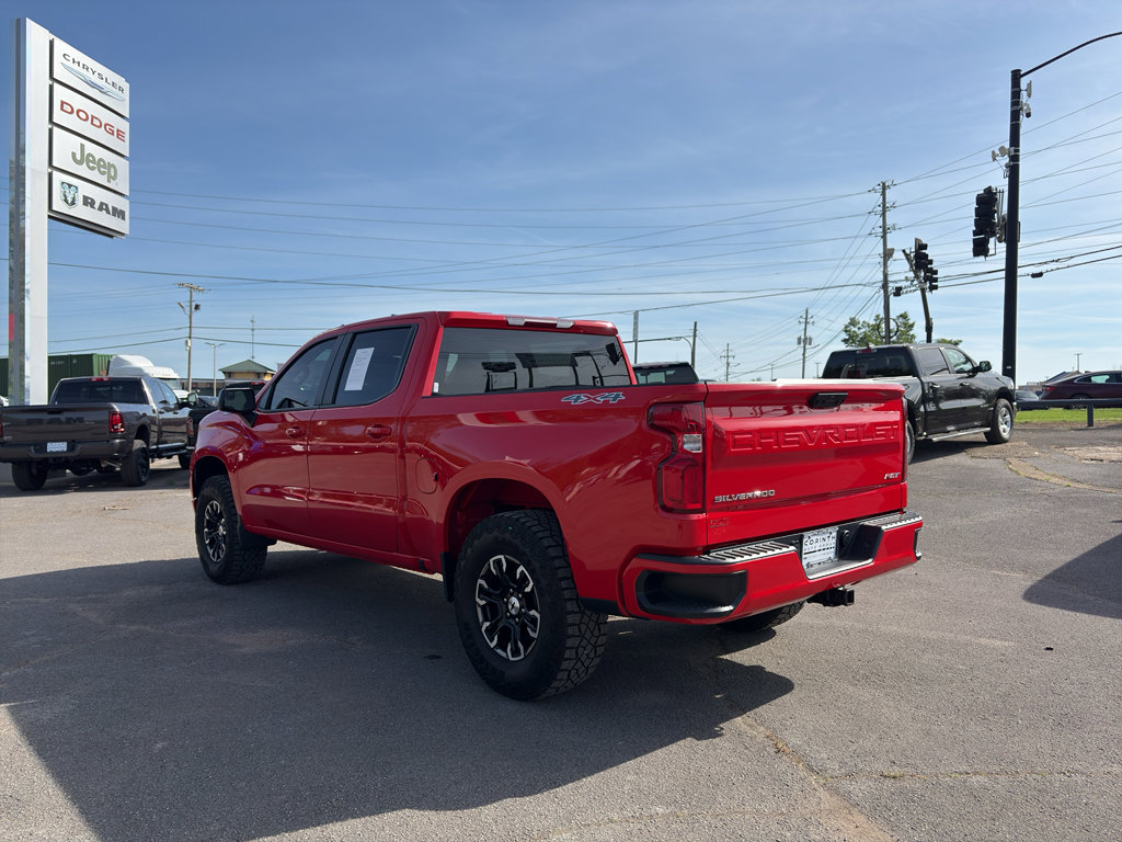 Used 2023 Chevrolet Silverado 1500 RST AWD/4WD image 5