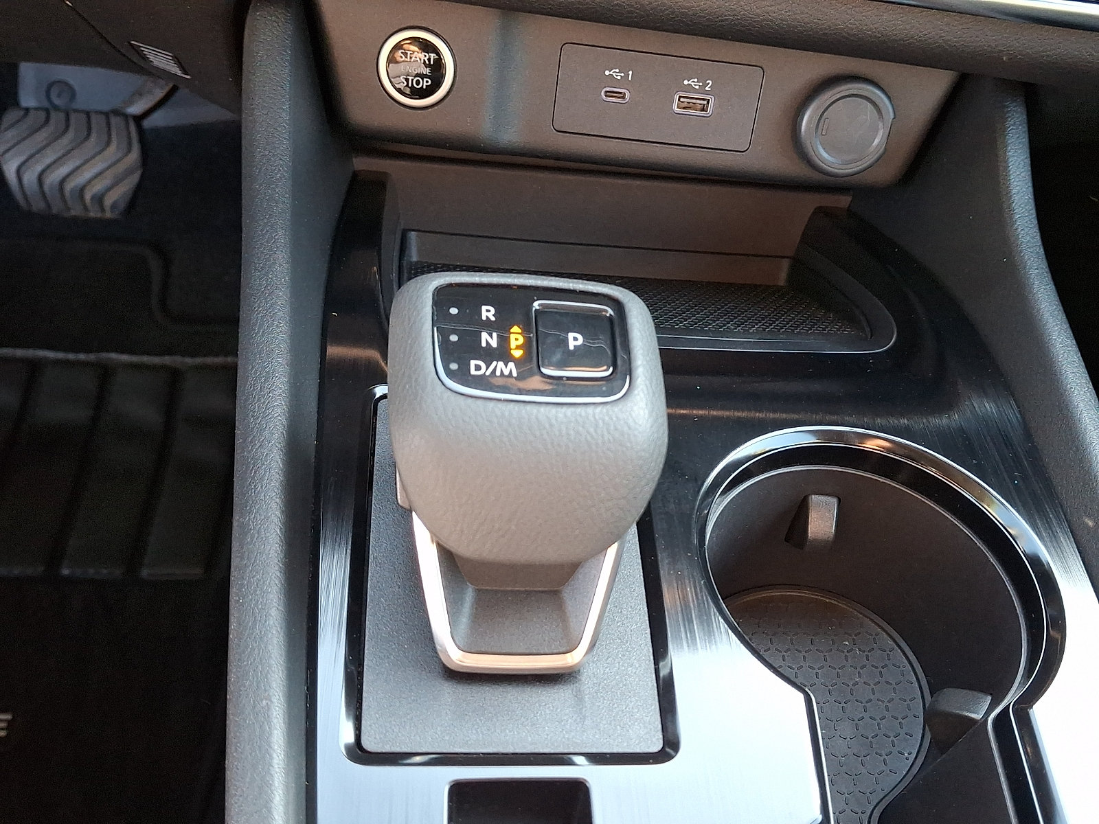 Used 2023 Nissan Rogue S AWD/4WD image 16