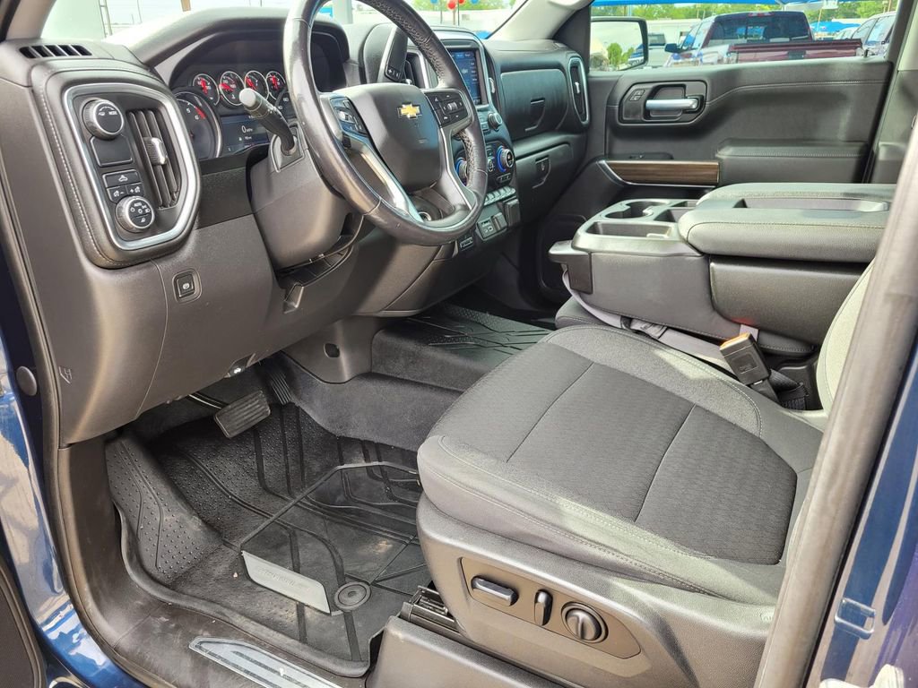Used 2021 Chevrolet Silverado 1500 LT w/ Texas Edition Plus image 2