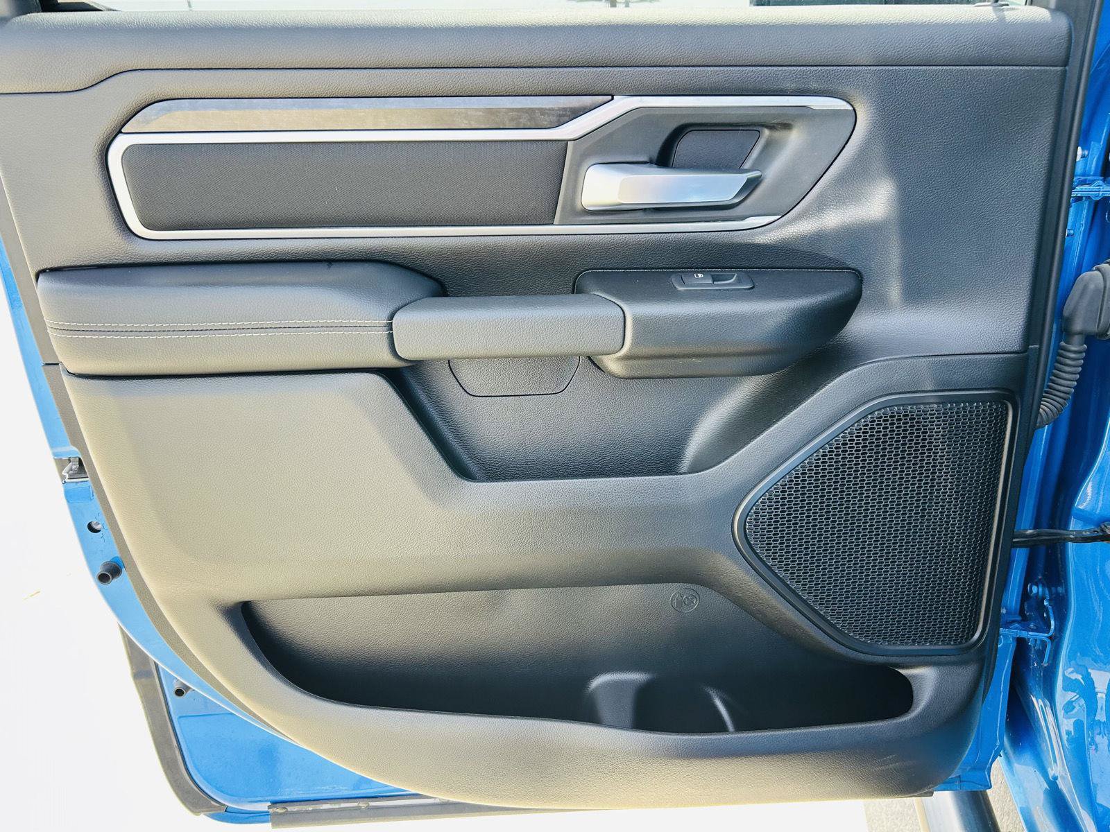 Used 2023 RAM 1500 Big Horn AWD/4WD image 23
