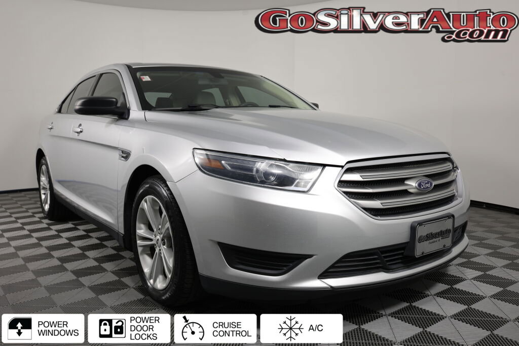 Used 2015 Ford Taurus SE