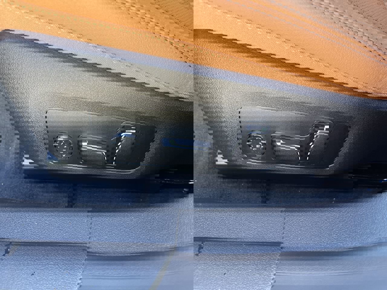 Used 2026 BMW i4 eDrive40 w/ Premium Package image 15