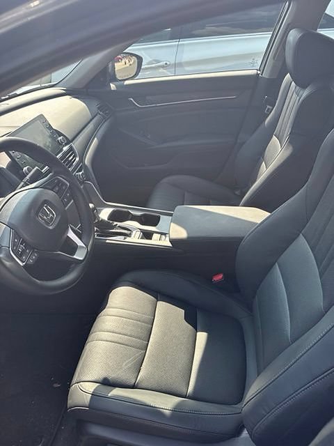 Used 2018 Honda Accord EX-L image 9