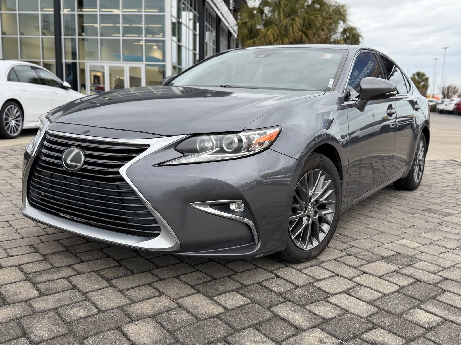 Used 2018 Lexus ES 350