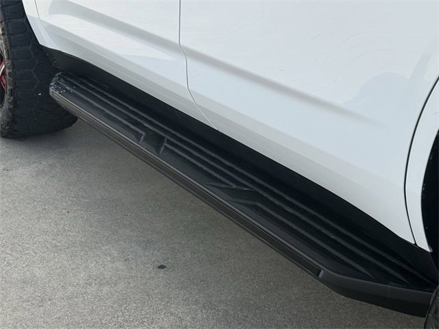 Used 2021 GMC Yukon AT4 w/ Rear Media and Nav Package image 10