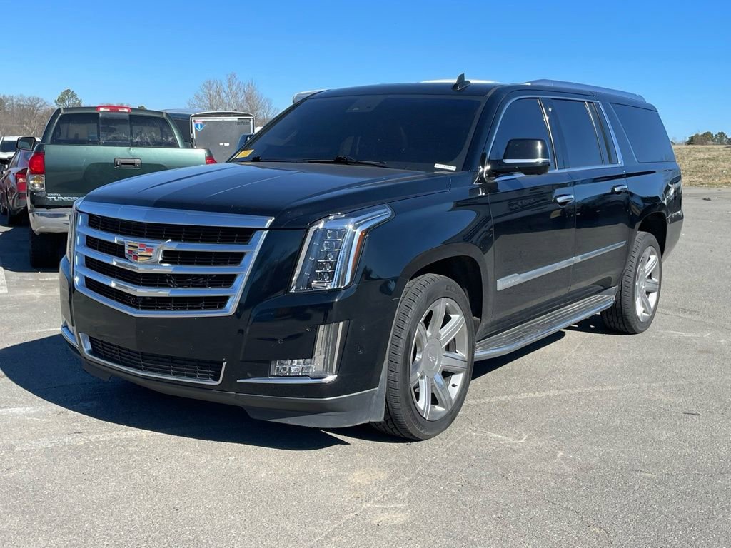 Used 2020 Cadillac Escalade ESV Luxury image 3