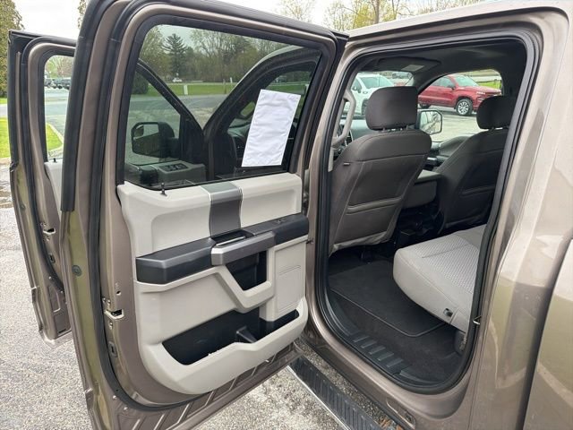 Used 2019 Ford F150 XLT w/ Equipment Group 302A Luxury AWD/4WD image 14