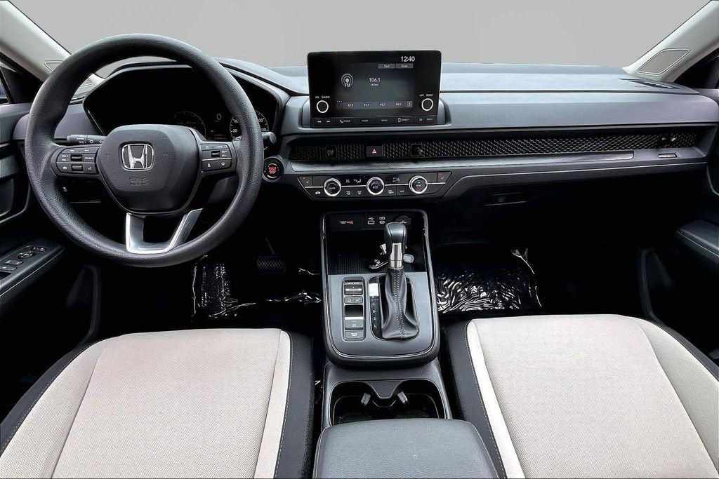 Used 2025 Honda CR-V EX image 8