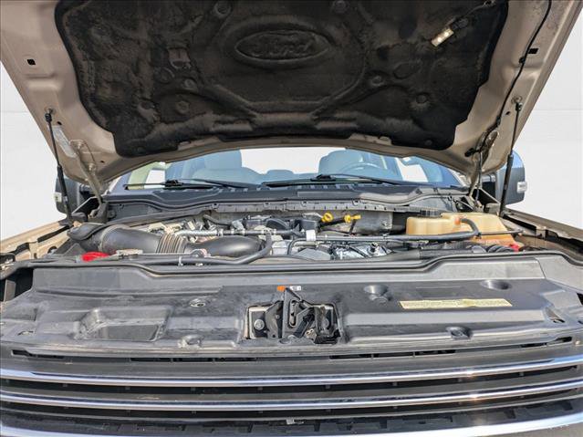Used 2018 Ford F250 Lariat w/ Chrome Package image 30