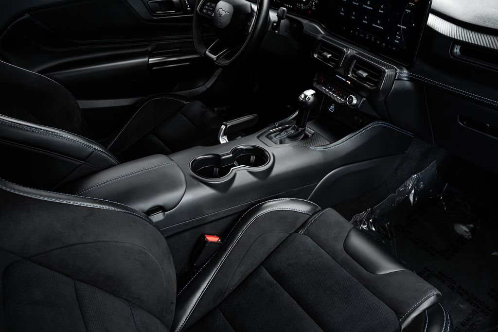 Used 2025 Ford Mustang Dark Horse RWD image 27