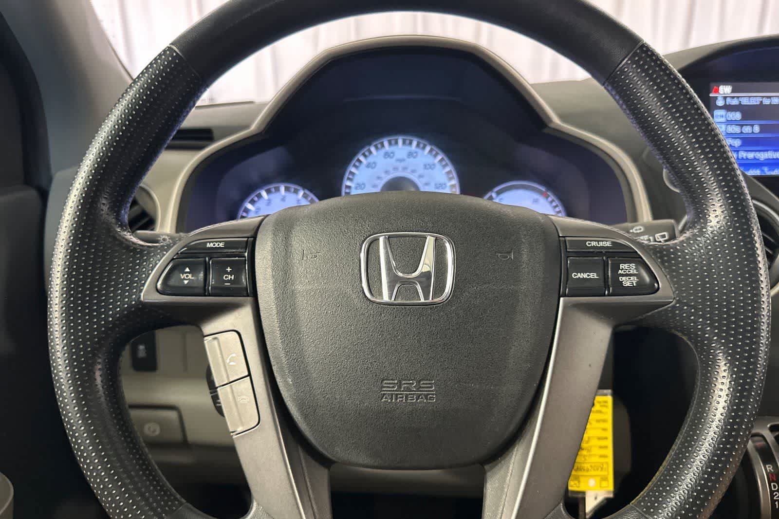 Used 2015 Honda Pilot SE image 25