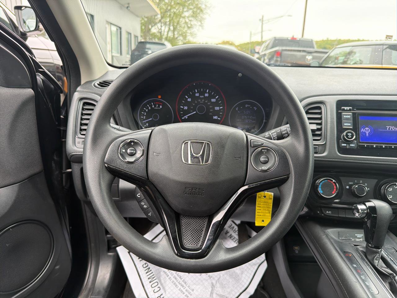 Used 2022 Honda HR-V LX image 18