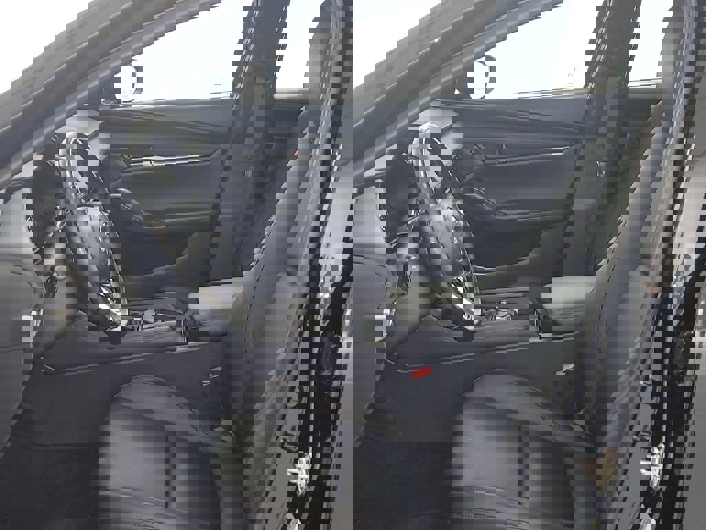 Used 2025 MAZDA MAZDA3 s image 13