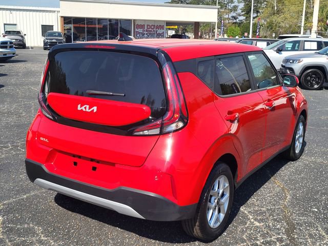 Used 2024 Kia Soul LX w/ Option Group 015 image 2