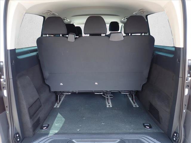 Used 2023 Mercedes-Benz Metris Passenger image 8