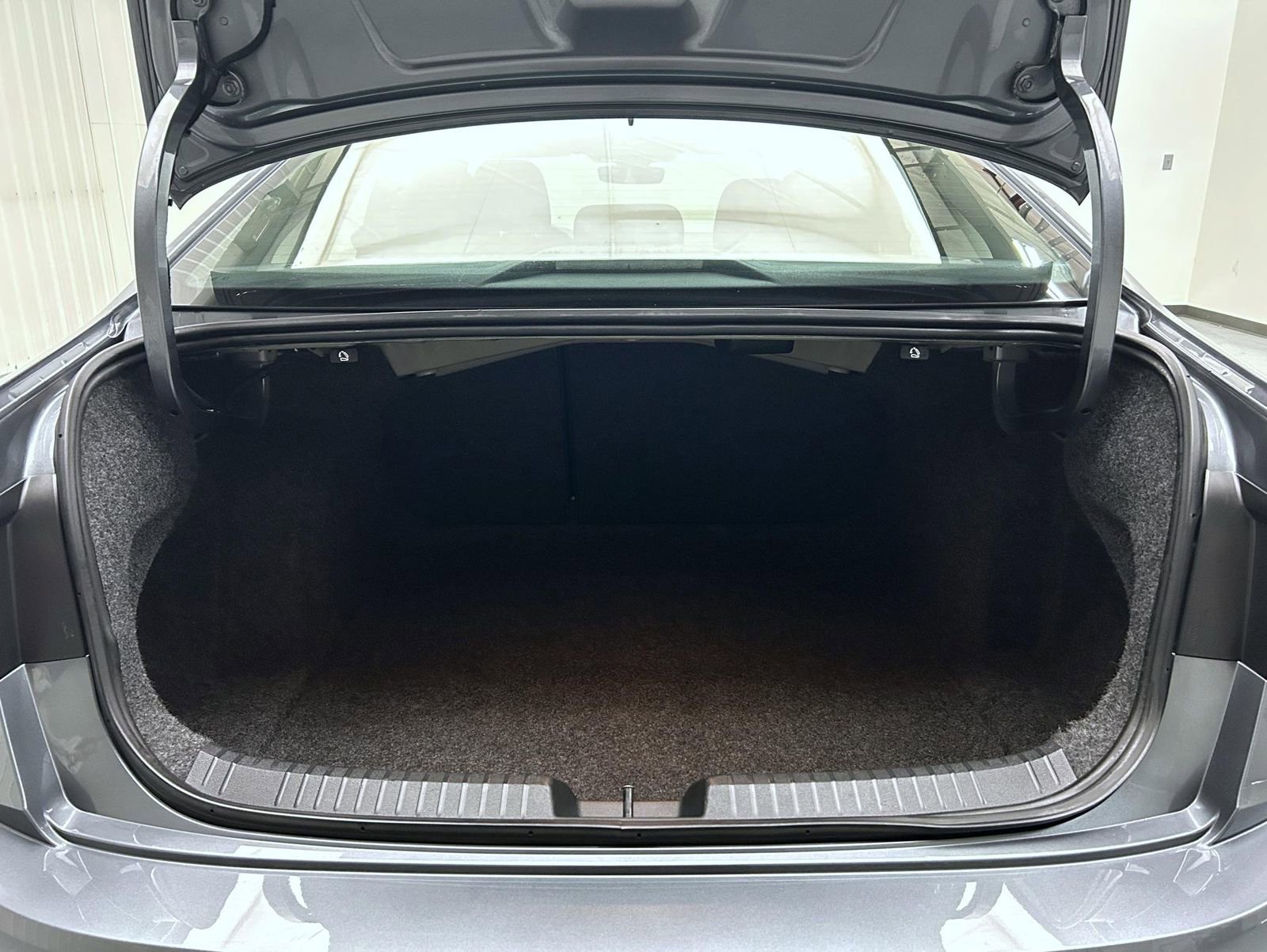 Used 2025 Volkswagen Jetta S image 21