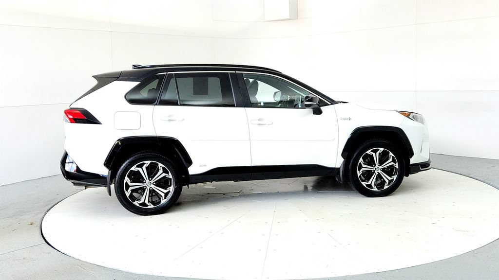 Used 2021 Toyota RAV4 XSE w/ Premium Package AWD/4WD image 6