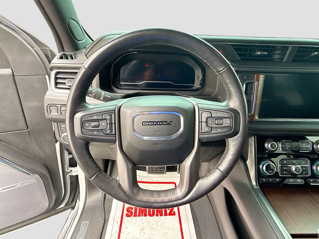Used 2023 GMC Yukon Denali Ultimate AWD/4WD image 11