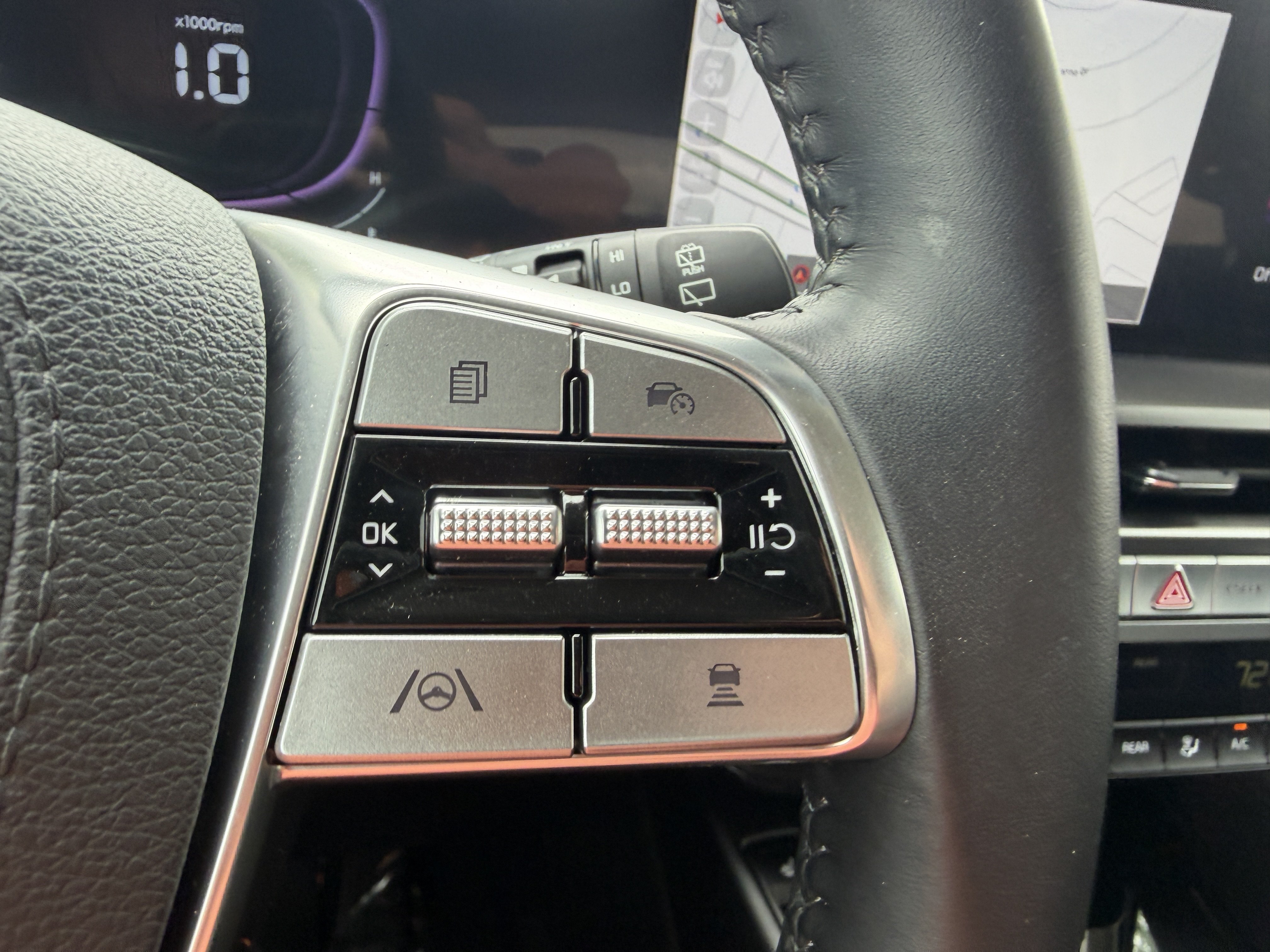 Certified 2024 Kia Telluride S FWD image 29