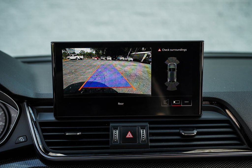 Used 2023 Audi SQ5 Premium w/ Convenience Package image 30