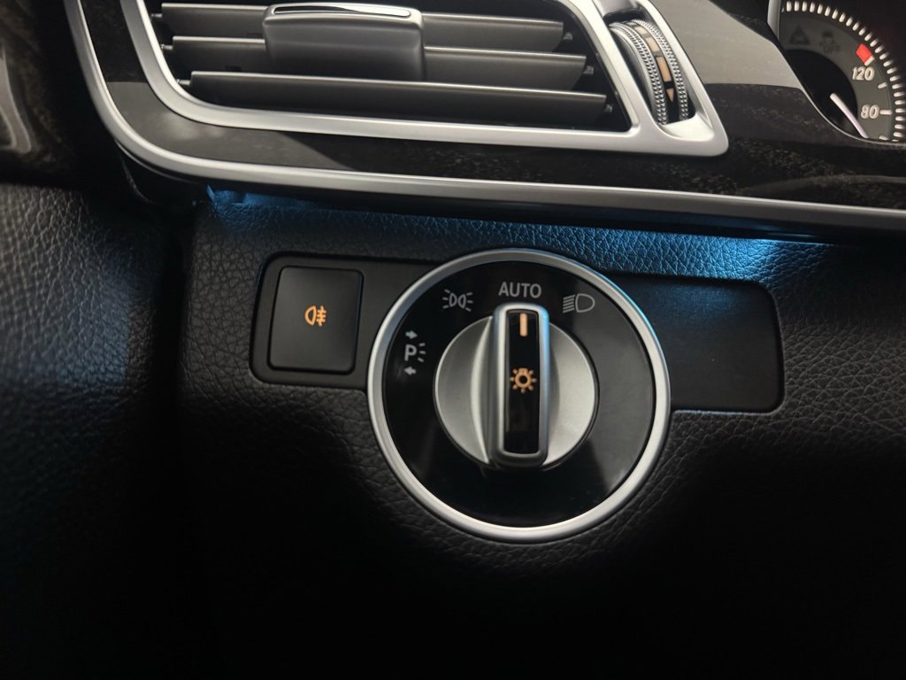Used 2015 Mercedes-Benz E 350 Sedan image 26
