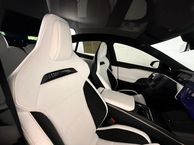 Used 2026 Tesla Model S Plaid AWD/4WD image 43