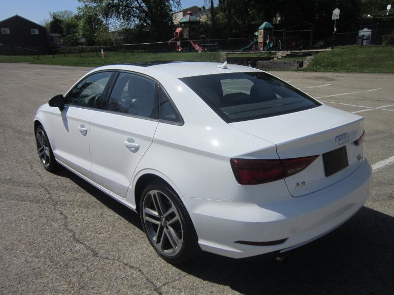 Used 2017 Audi A3 2.0T Premium w/ Convenience Package AWD/4WD image 4