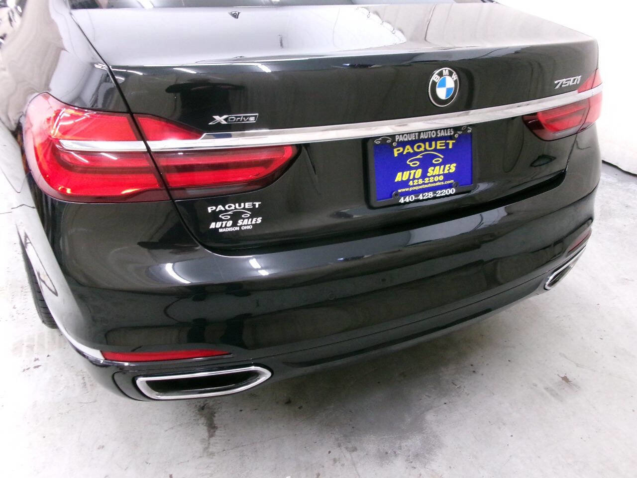 Used 2016 BMW 750i xDrive image 7