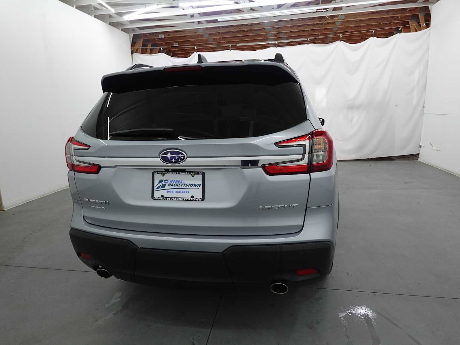 Used 2025 Subaru Ascent Premium AWD/4WD image 5
