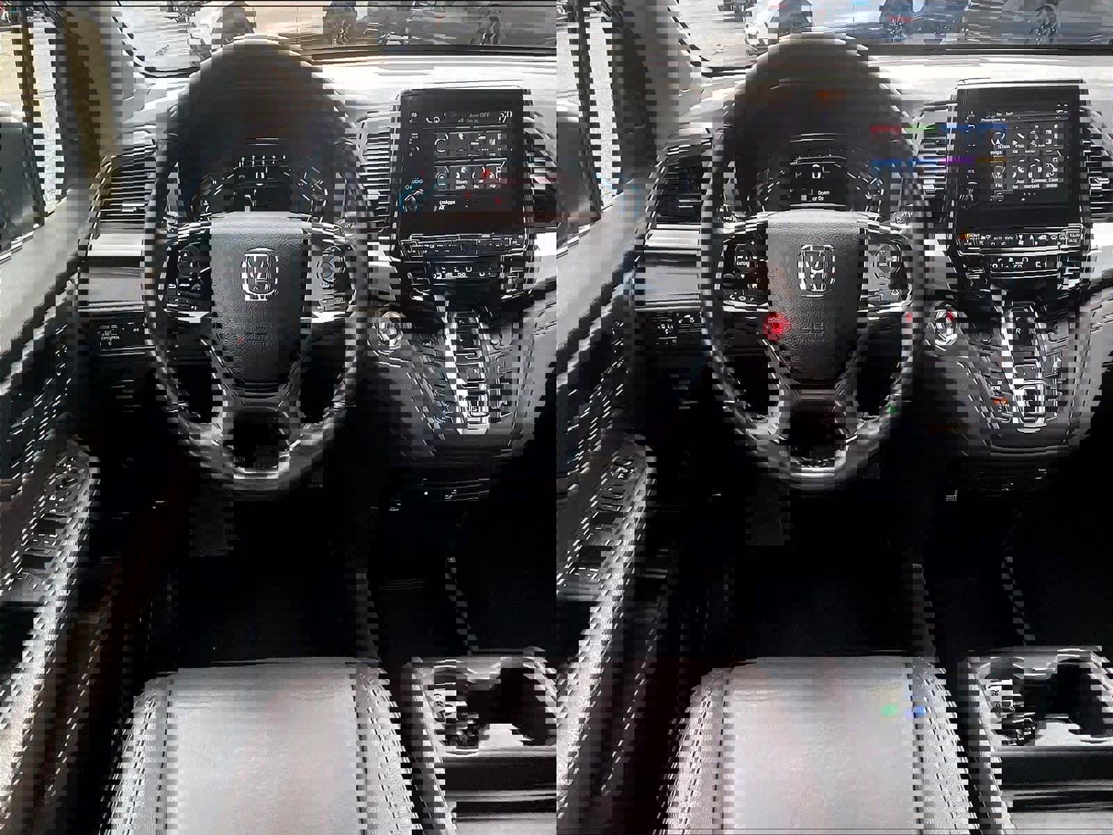 Used 2018 Honda Odyssey EX-L image 18