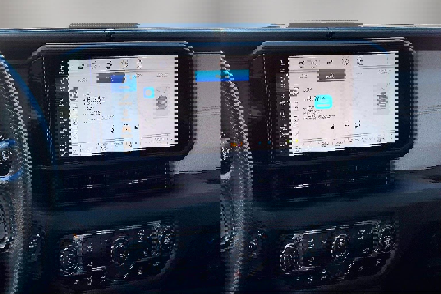 Used 2025 Jeep Gladiator Sport image 10