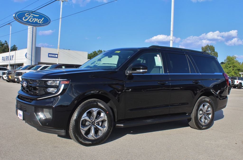 New 2027 Ford Expedition Active RWD image 4