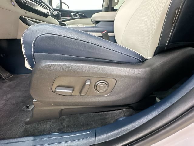 Certified 2025 Kia Carnival SX Prestige FWD image 15