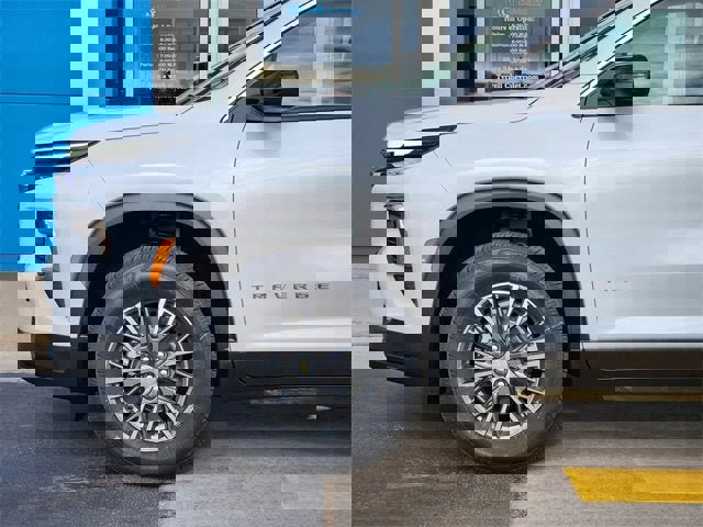 New 2026 Chevrolet Traverse LT image 12