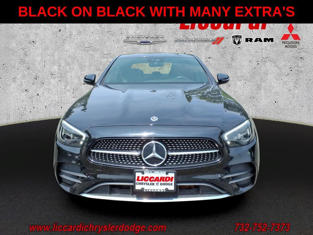 Used 2022 Mercedes-Benz E 350 4MATIC Sedan image 2