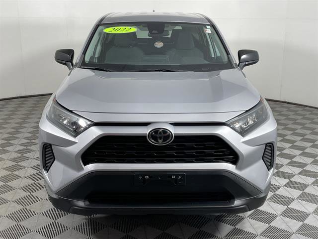Certified 2022 Toyota RAV4 LE image 3