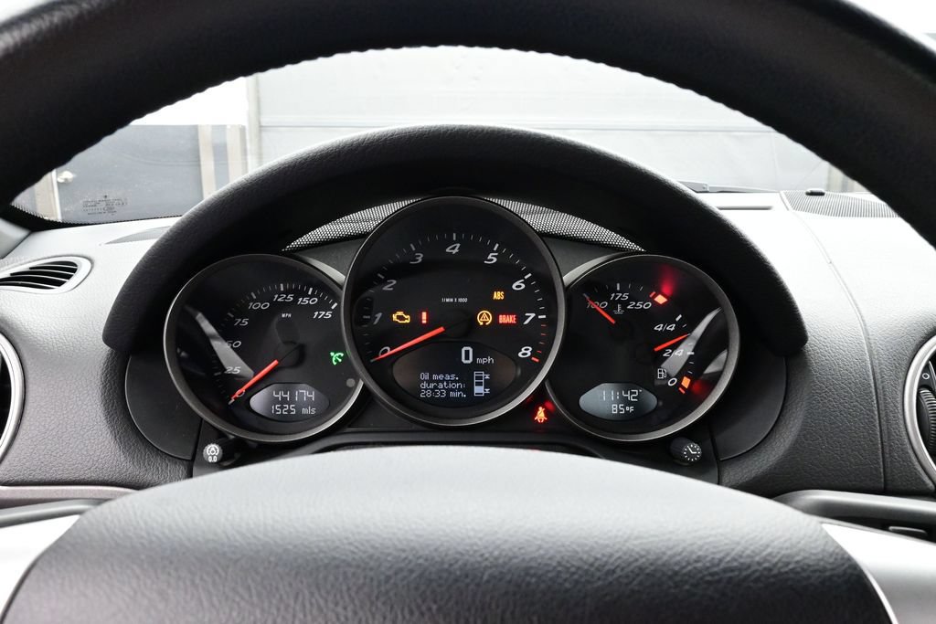 Used 2006 Porsche Boxster RWD image 9