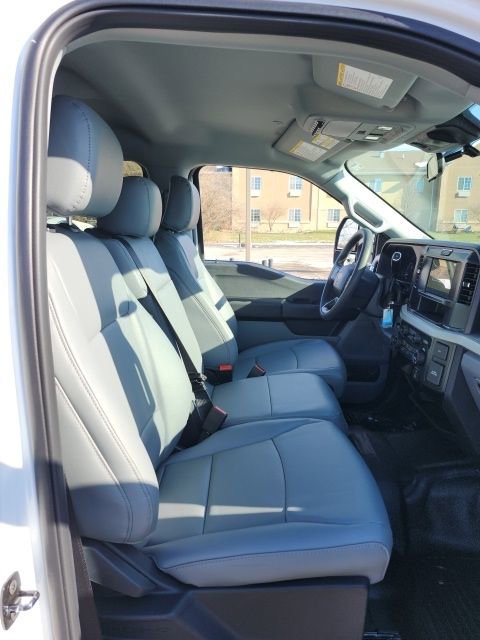 New 2026 Ford F350 XL w/ XL Chrome Package image 20