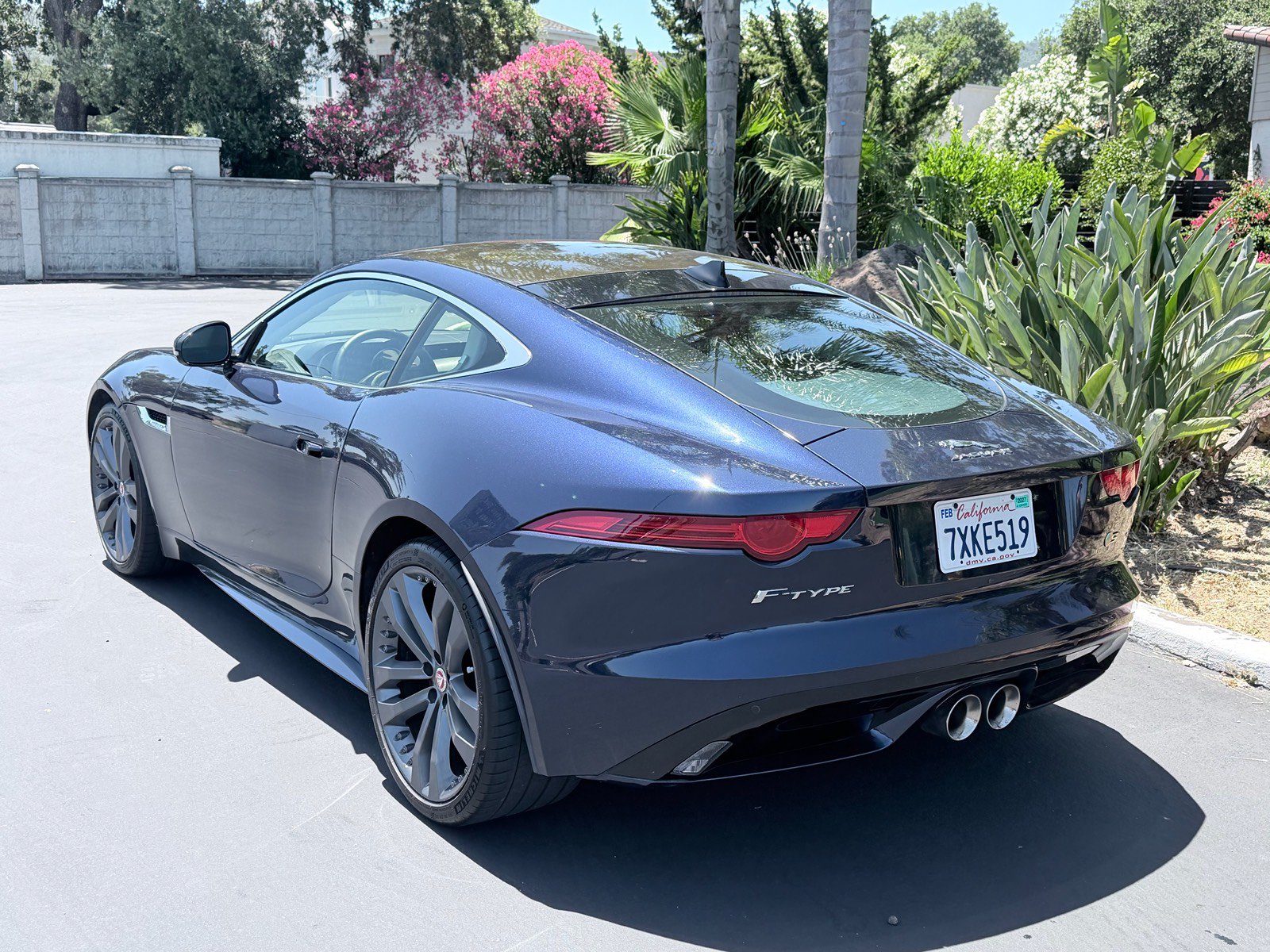 Used 2016 Jaguar F-TYPE S RWD image 3