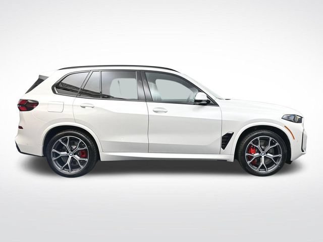 New 2026 BMW X5 xDrive50e w/ M Sport Package AWD/4WD image 3