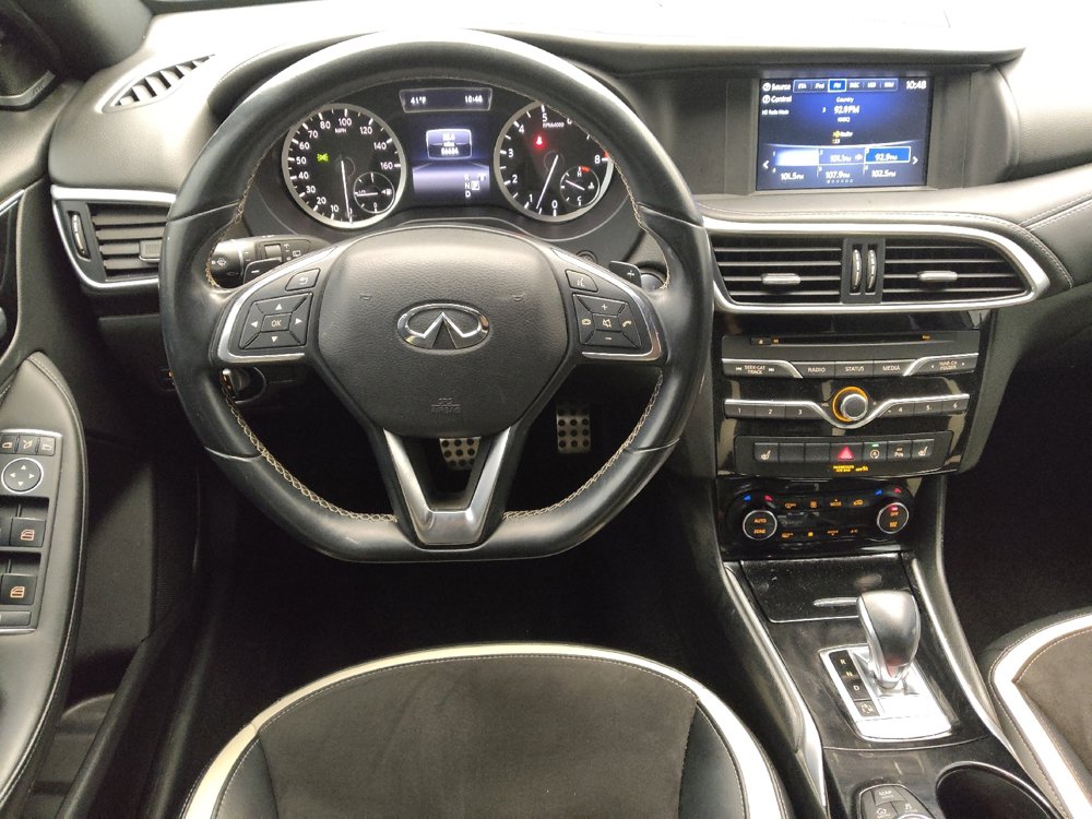 Used 2019 INFINITI QX30 Sport image 22