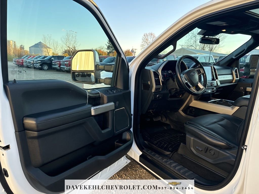 Used 2022 Ford F250 Lariat image 11