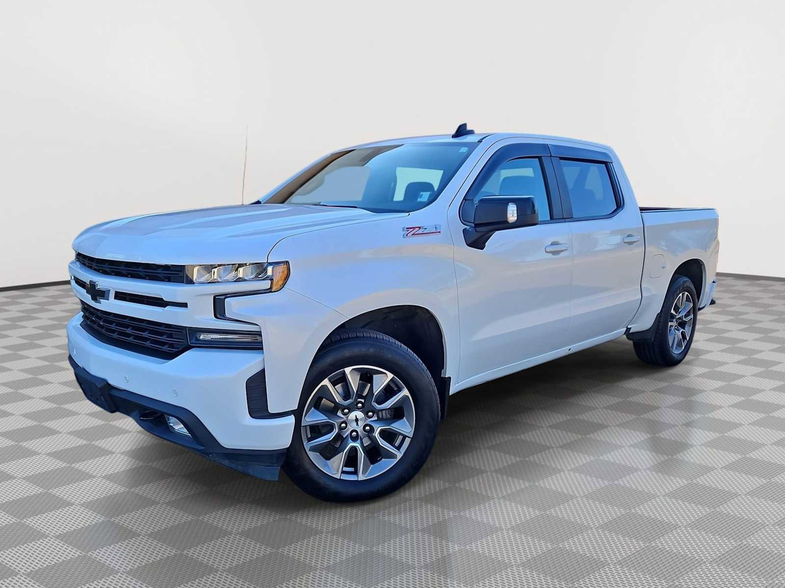 Used 2019 Chevrolet Silverado 1500 RST image 1