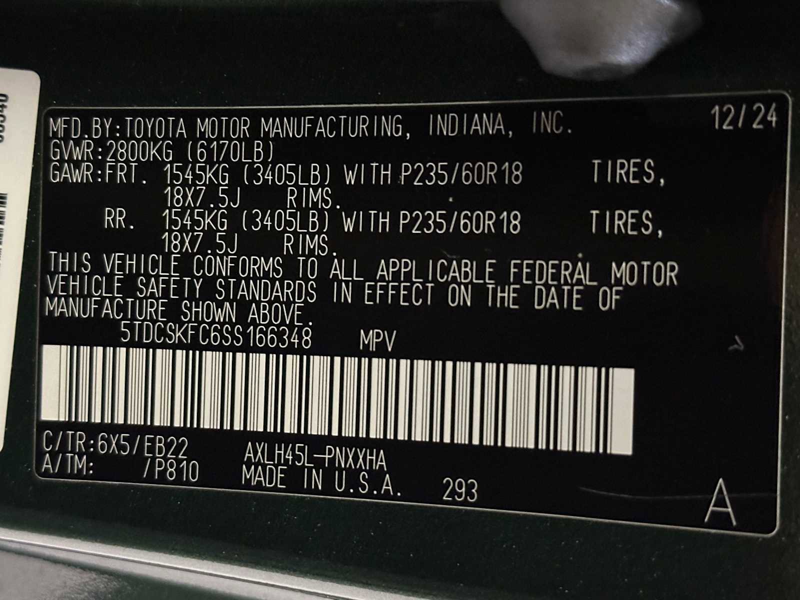 Certified 2025 Toyota Sienna XLE Woodland Edition image 32