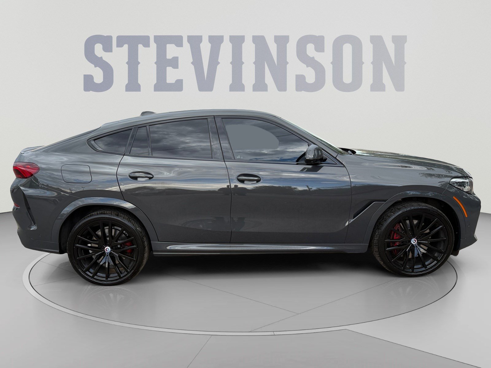 Used 2023 BMW X6 M50i w/ Parking Assistance Package AWD/4WD image 6