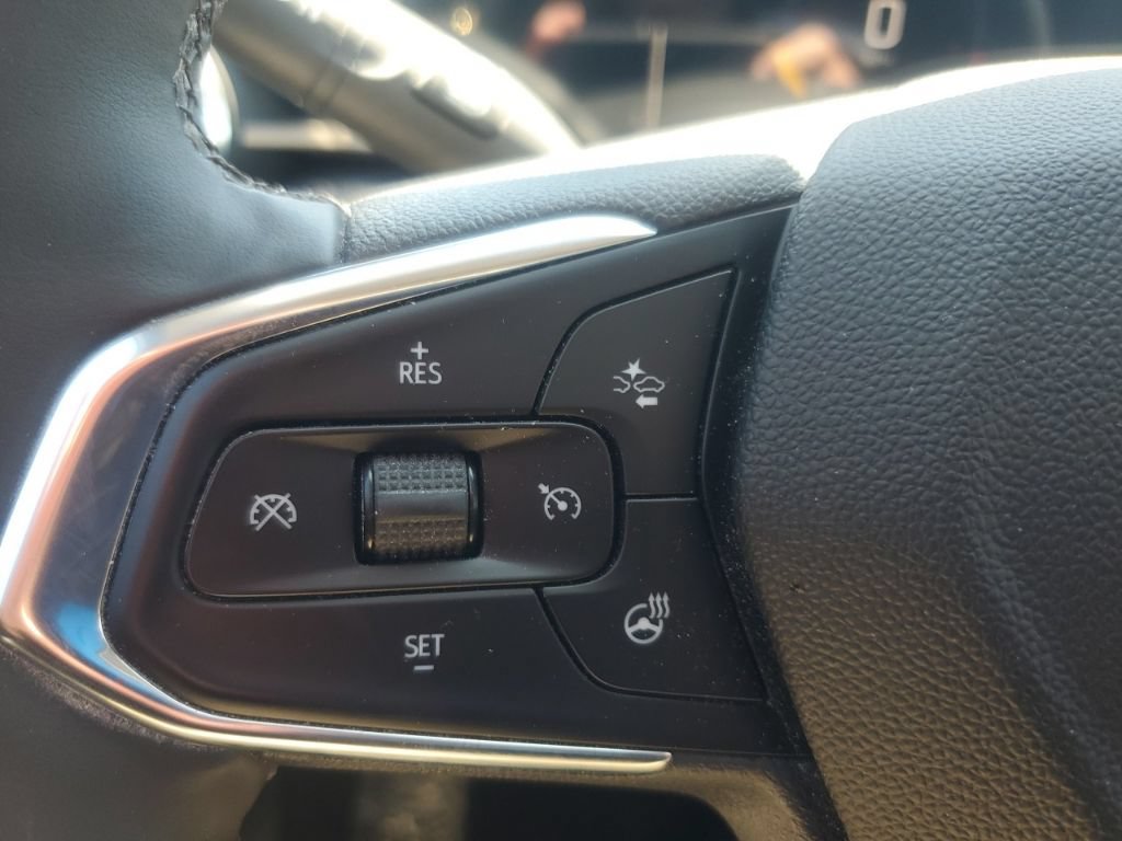 Used 2025 Chevrolet Trax ACTIV w/ Driver Confidence Package FWD image 22