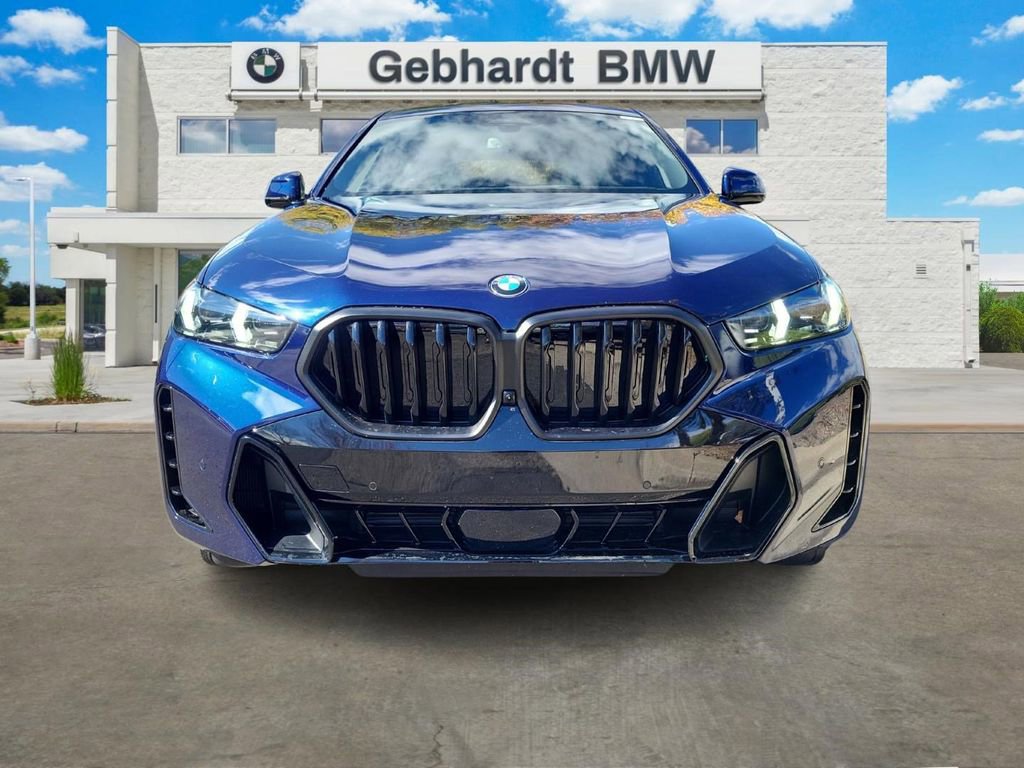 New 2026 BMW X6 xDrive40i image 2