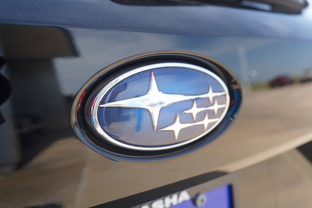 Used 2024 Subaru Crosstrek 2.5i Limited w/ Crosstrek Mirror Package AWD/4WD image 5
