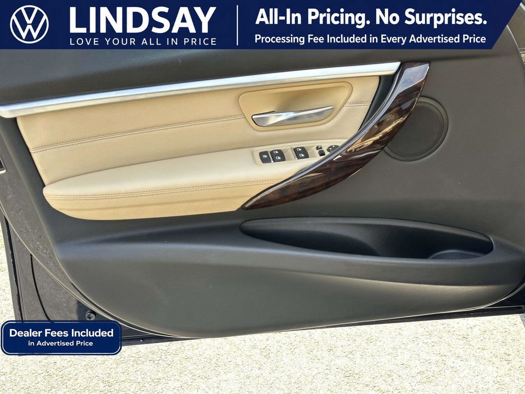 Used 2017 BMW 330i xDrive Sedan AWD/4WD image 9