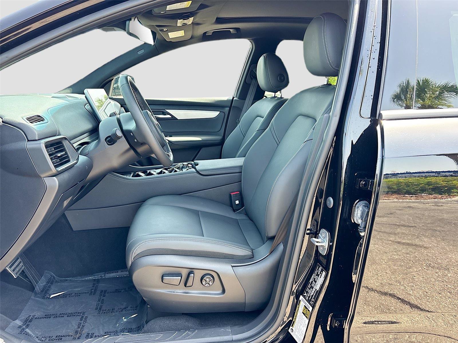 New 2025 VinFast VF 8 Plus AWD/4WD image 20